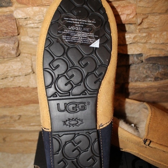 NEW UGG ASCOT‎ Suede Shearling Slippers main image 10